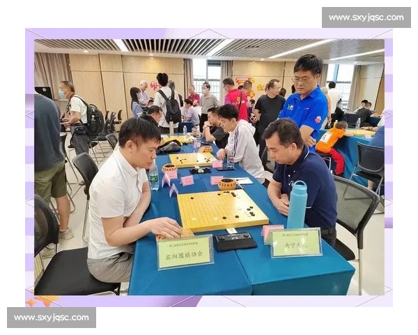 西安围棋大赛圆满落幕 吸引全国顶级棋手同台竞技 展现智力巅峰对决 西安围棋大赛圆满落幕 吸引全国顶级棋手同台竞技 展现智力巅峰对决